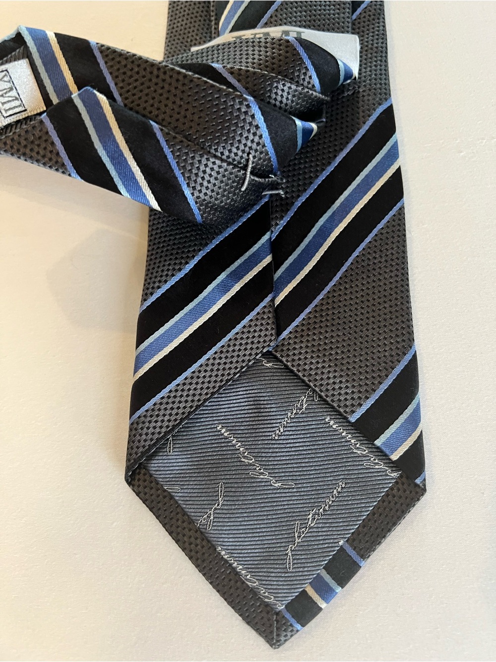 Men’s XMI Platinum Tie